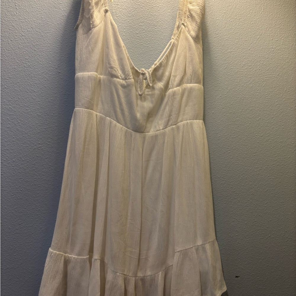 Elegant Cream Sleeveless Dress